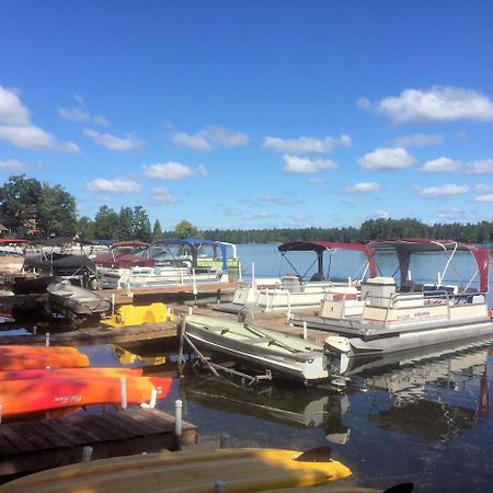 Clear Lake Resort Уест Бранч Екстериор снимка