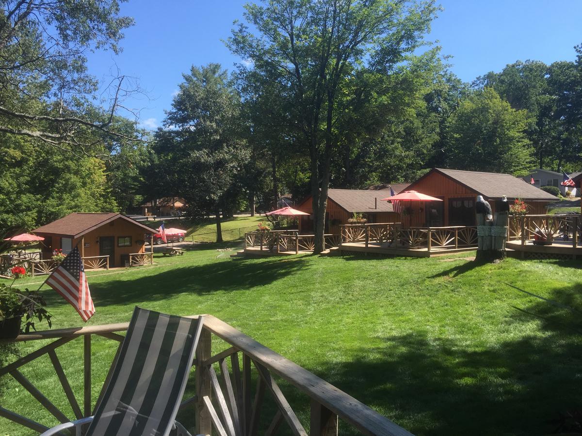 Clear Lake Resort Уест Бранч Екстериор снимка
