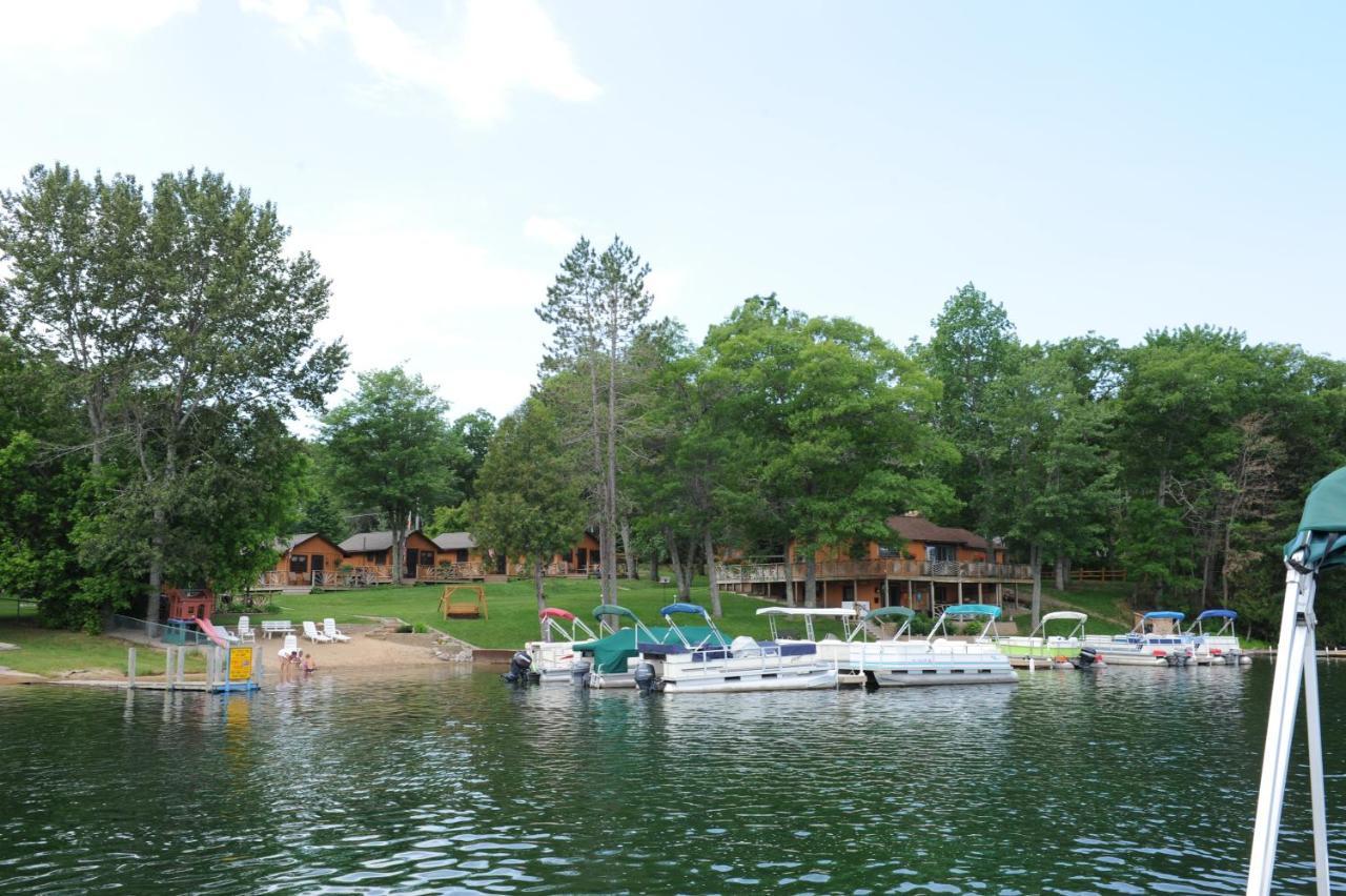 Clear Lake Resort Уест Бранч Екстериор снимка