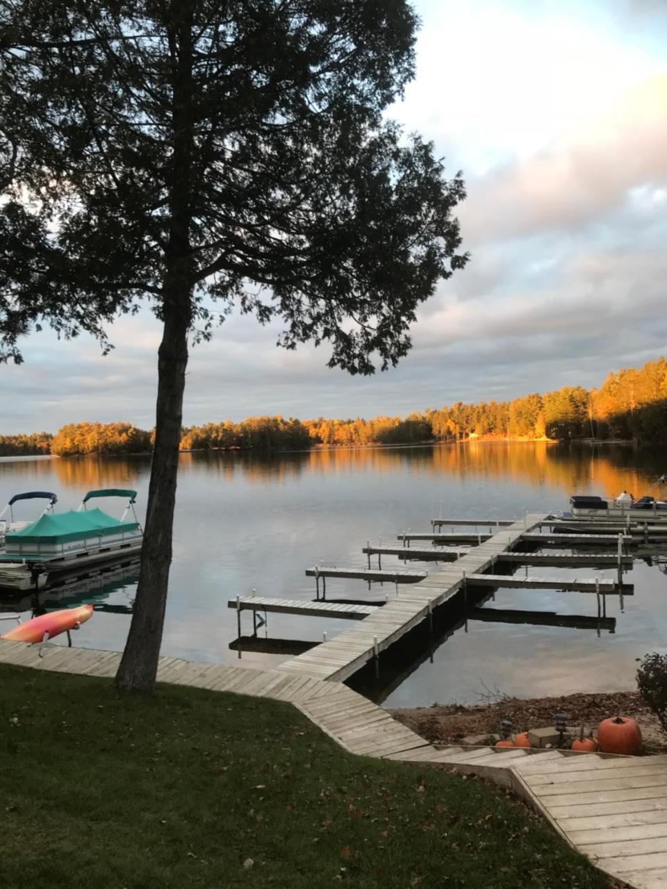 Clear Lake Resort Уест Бранч Екстериор снимка