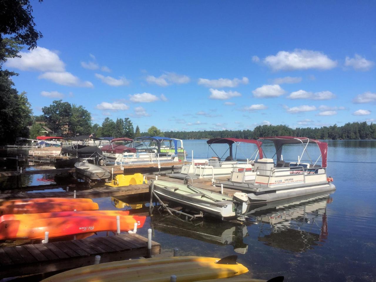 Clear Lake Resort Уест Бранч Екстериор снимка